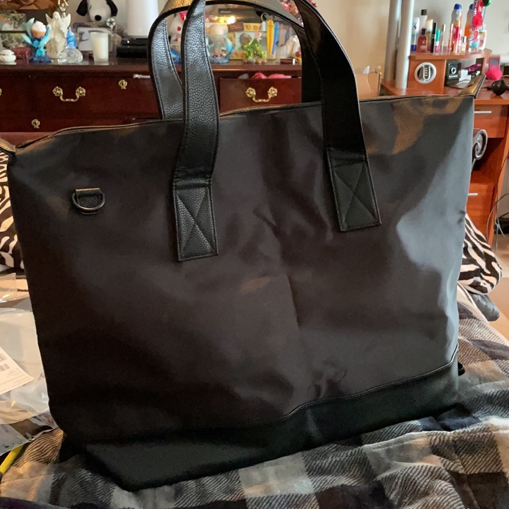 🆕 Duffel Bag